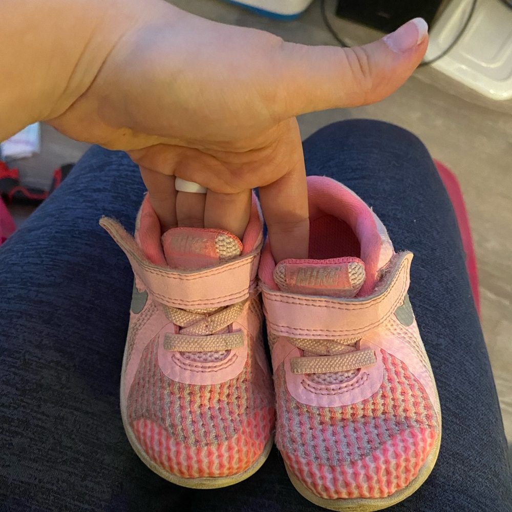 Nike toddler tennis shoes